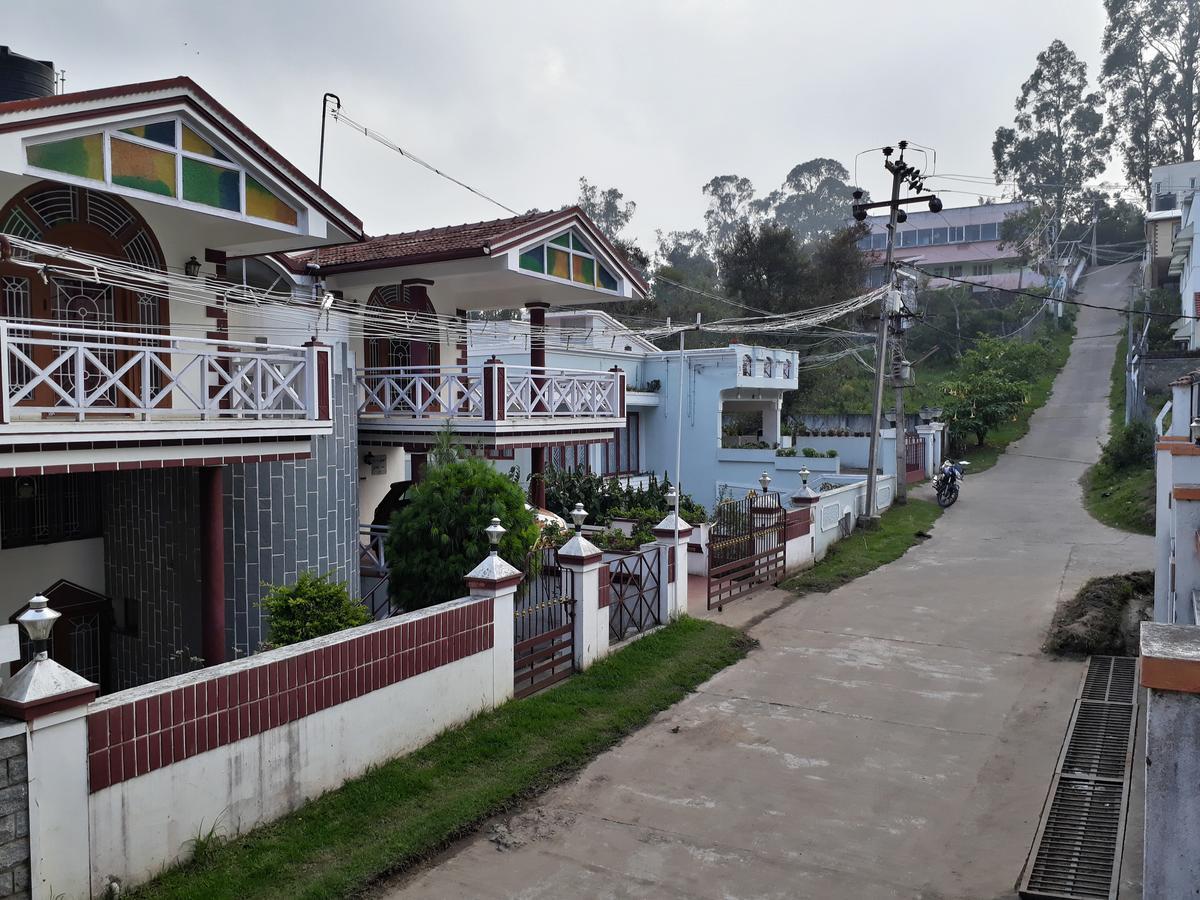 Lakshmi Lands - The Royal Stay Kodaikanal Exterior photo